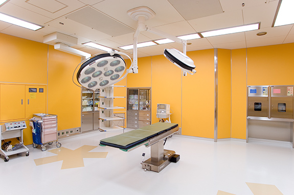 手術室・中央材料室の作業風景